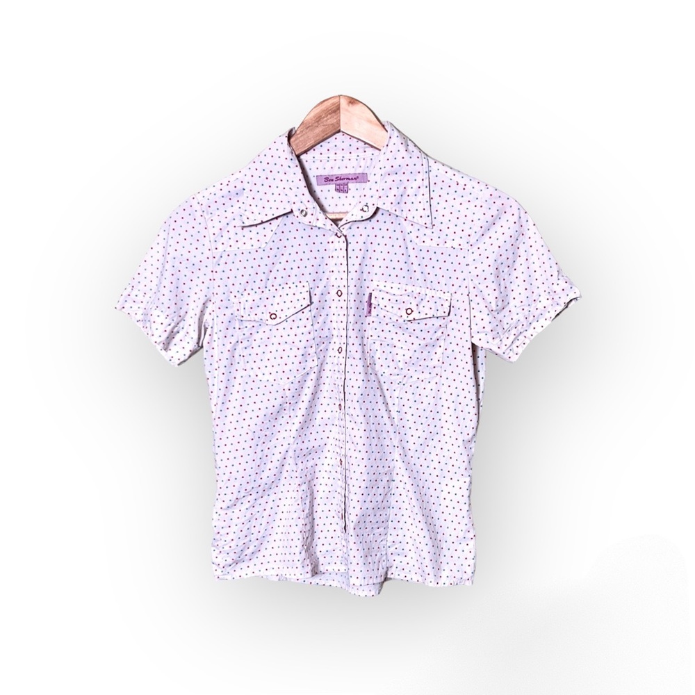 2003 star Ben Sherman. One of a kind. Hardly worn. No flaws! Very cool!